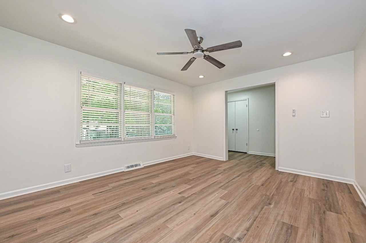 5121 Farm Pond Ln #1 - Photo 6 of 27