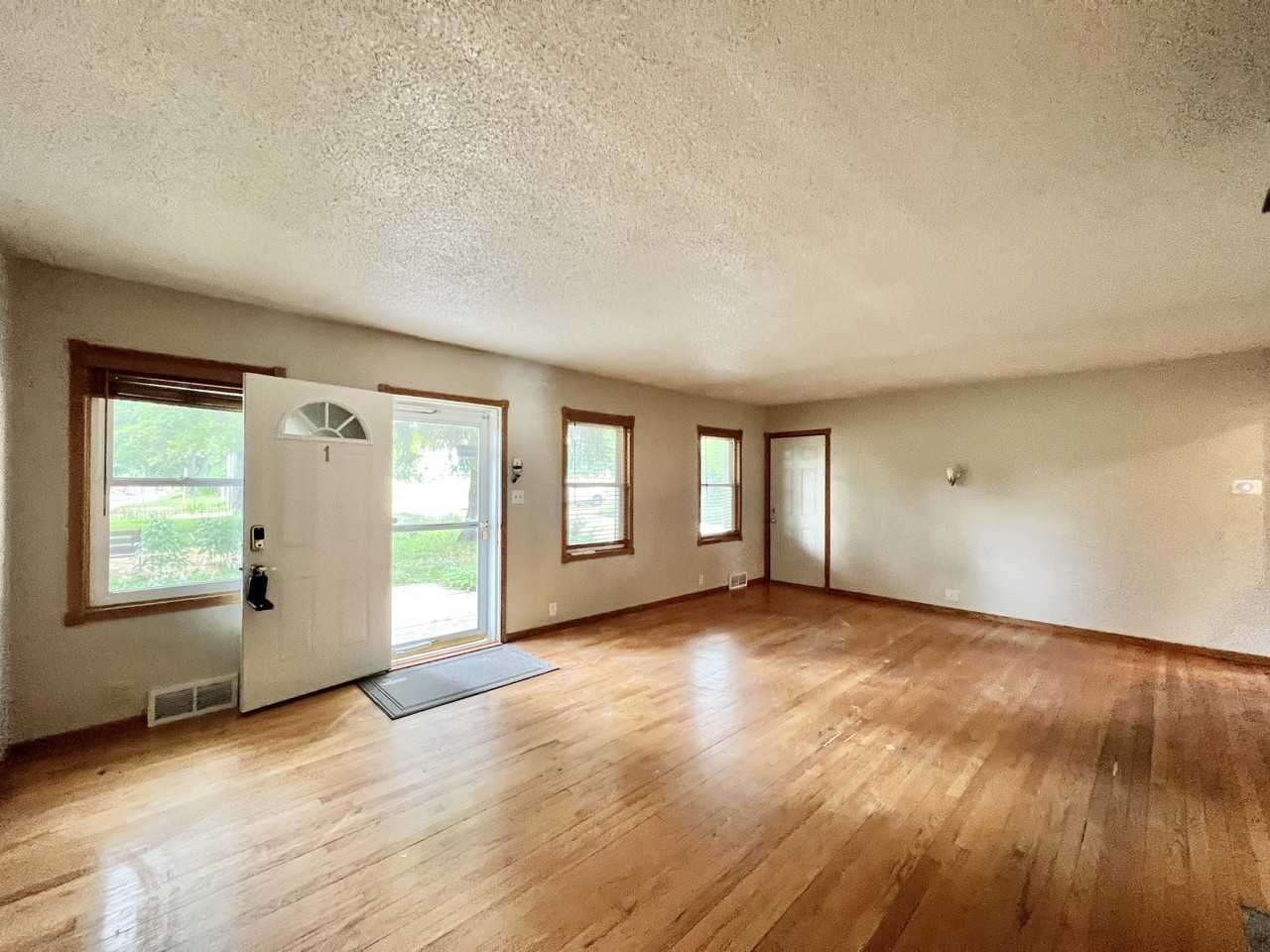 725 Pflaum Rd #1 - Photo 2 of 10