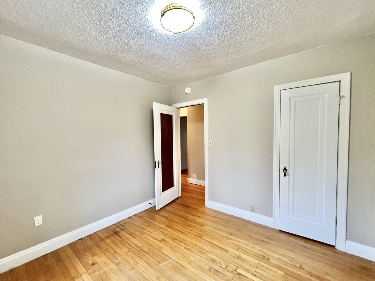 725 Pflaum Rd #1 - Photo 5 of 10