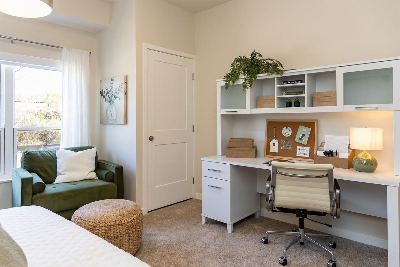 Orchard Place Apartments - Photo 5 of 7