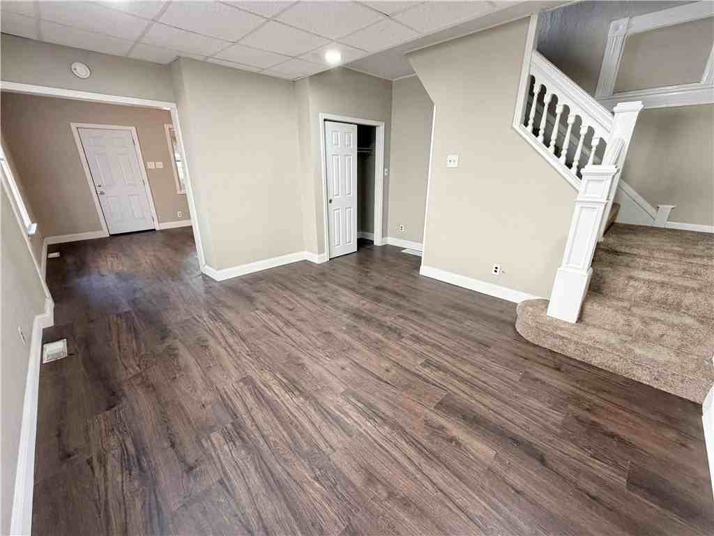 311 E Reynolds St - Photo 5 of 23