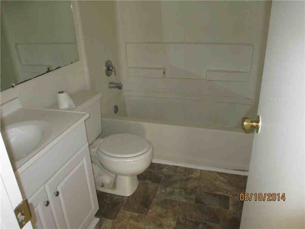 220 Elm St #204 - Photo 2 of 5