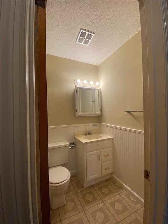 1424 E Calhoun St - Photo 3 of 7