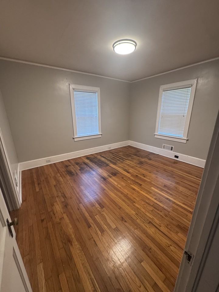 806 Holloway Ave #1 - Photo 3 of 8