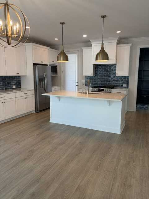178 Wendover Pkwy #1 - Photo 4 of 50
