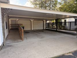 featured image of 821 Schoolcrest Ave #2