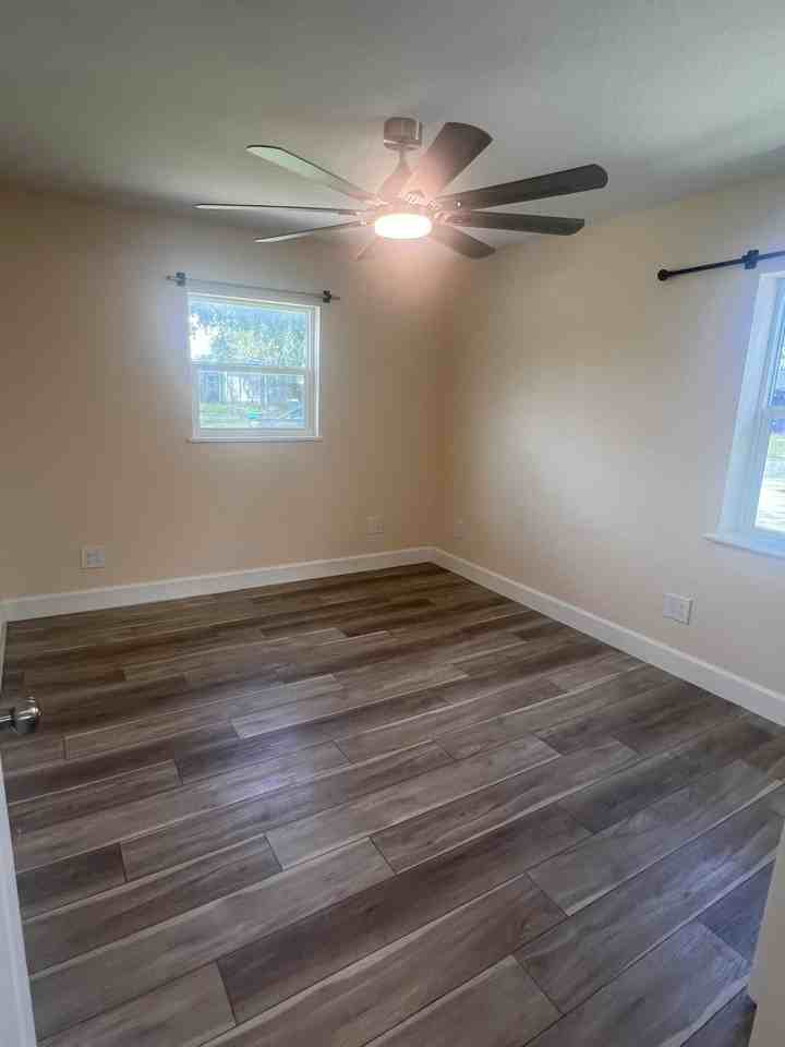 511 Palm Ave #1 - Photo 7 of 20