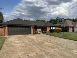 featured image of 5208 Mackelman Dr #1