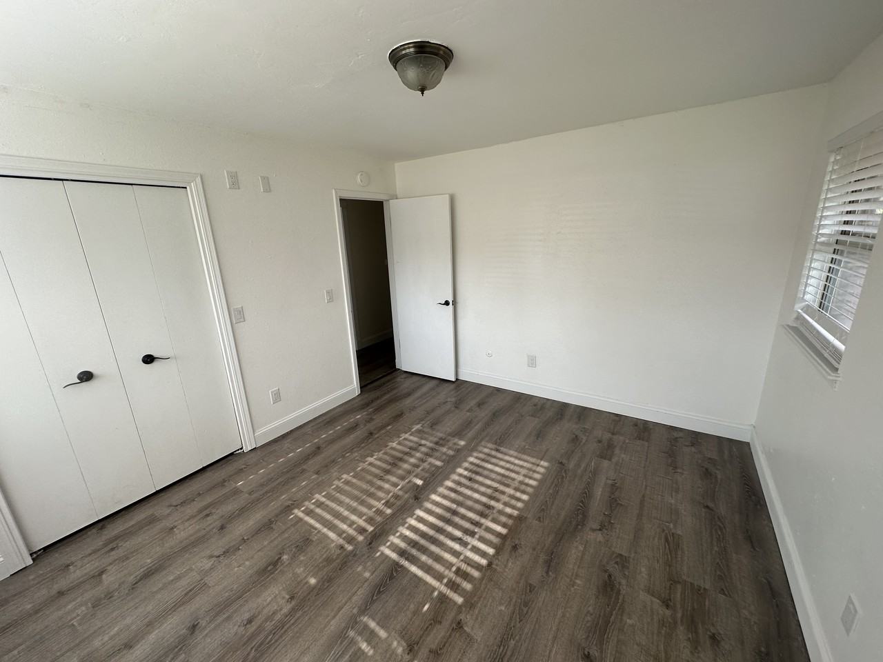 5208 Mackelman Dr #1 - Photo 5 of 15