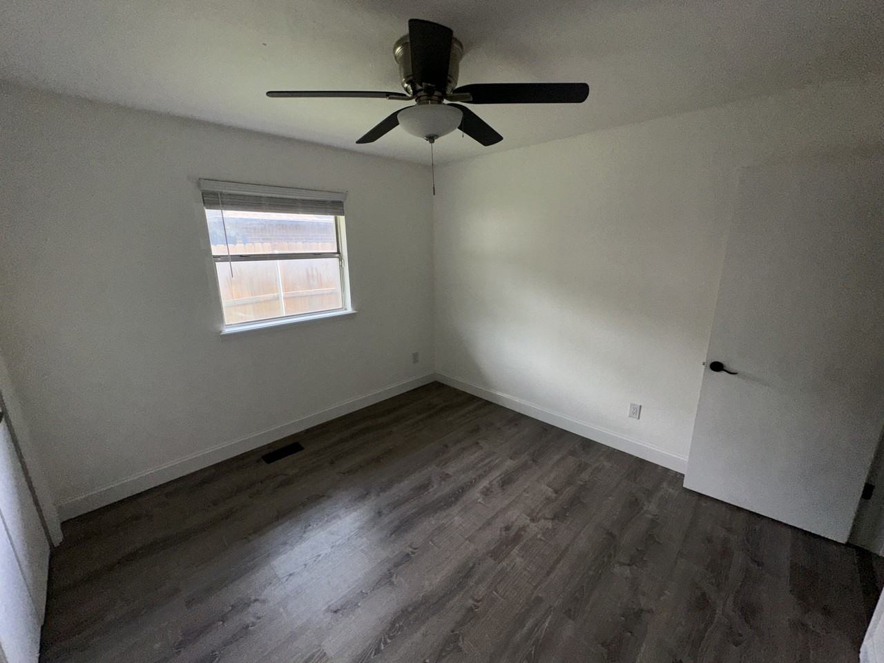 5208 Mackelman Dr #1 - Photo 6 of 15