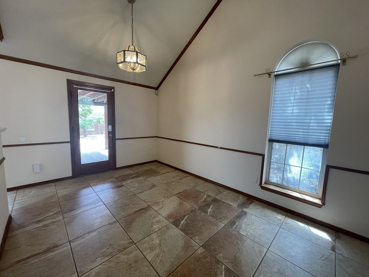 6308 Montano Pointe Rd Nw #1 - Photo 4 of 24