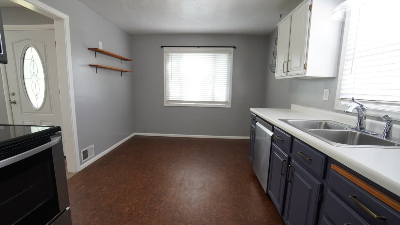 2610 E Ave - Photo 6 of 27