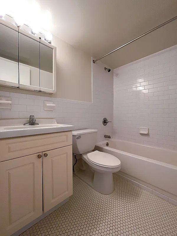 29 Avenue B - Photo 5 of 5