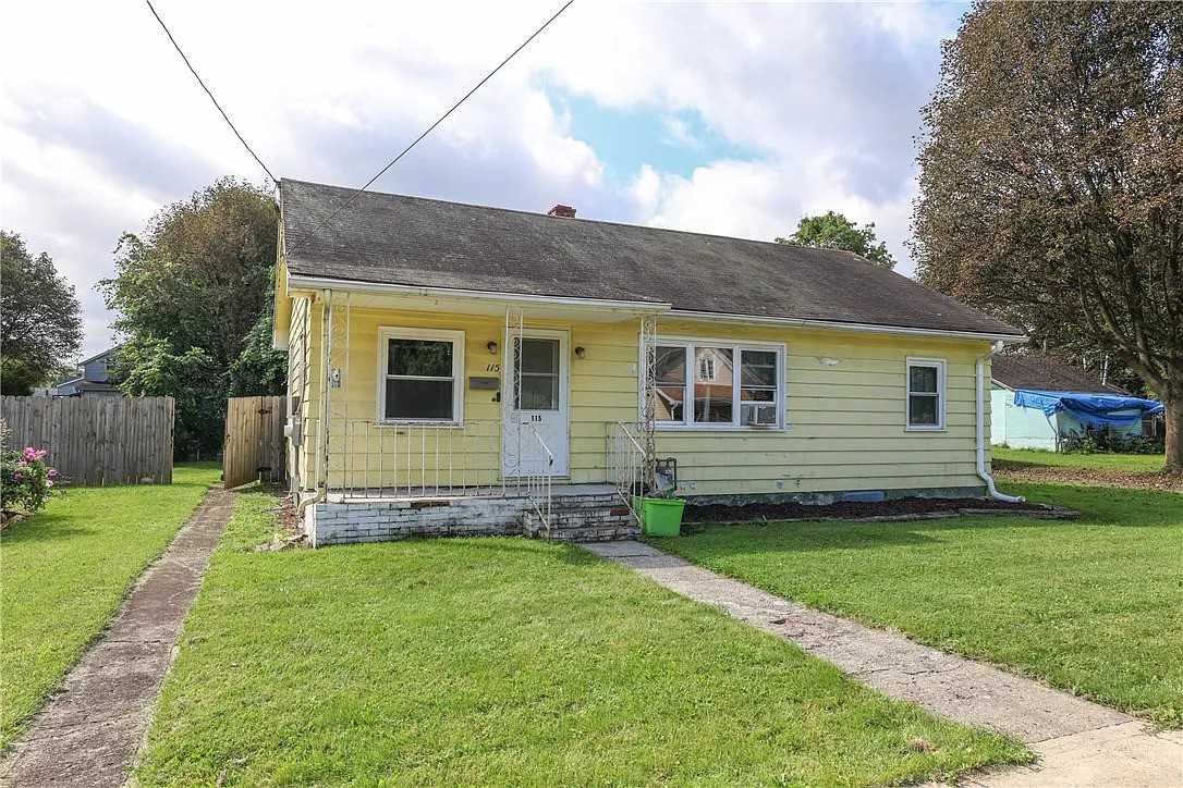 115 E 9th St - Photo 2 of 26