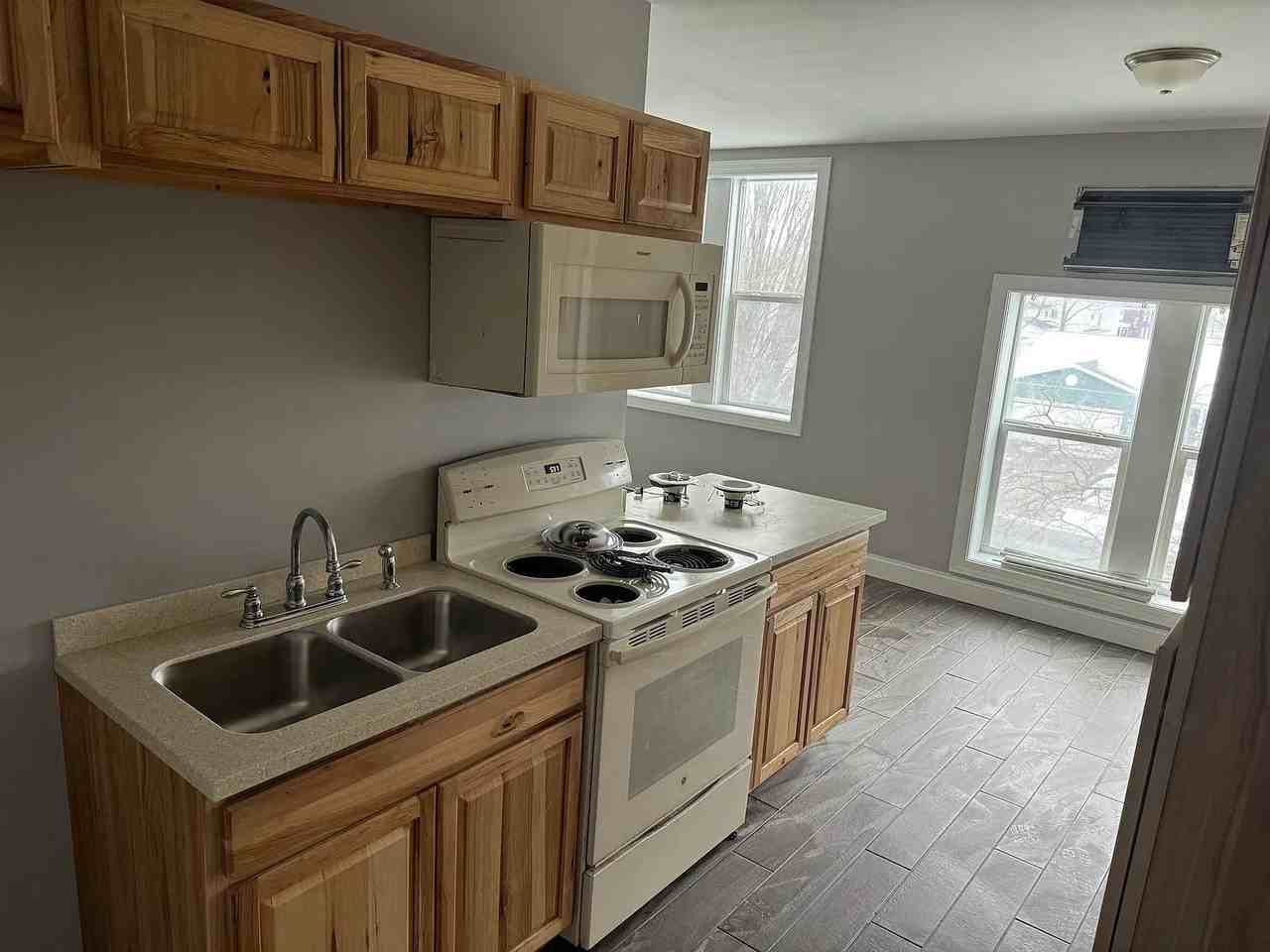 344 Washington Ave #7 - Photo 6 of 7
