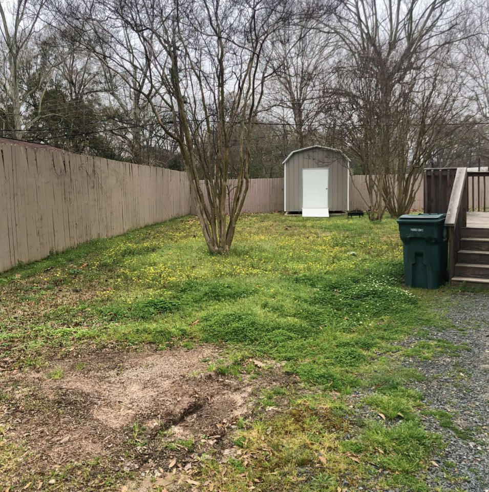 106 Glenwood Dr #1 - Photo 2 of 3