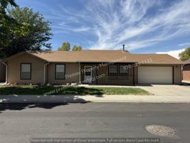 573 Greenfield Cir E - Photo 1 of 1