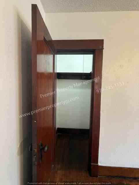 945 Colorado Ave - Photo 7 of 31