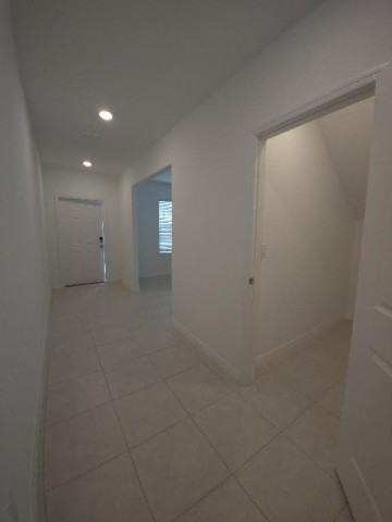 36590 Garden Wall Way - Photo 4 of 38
