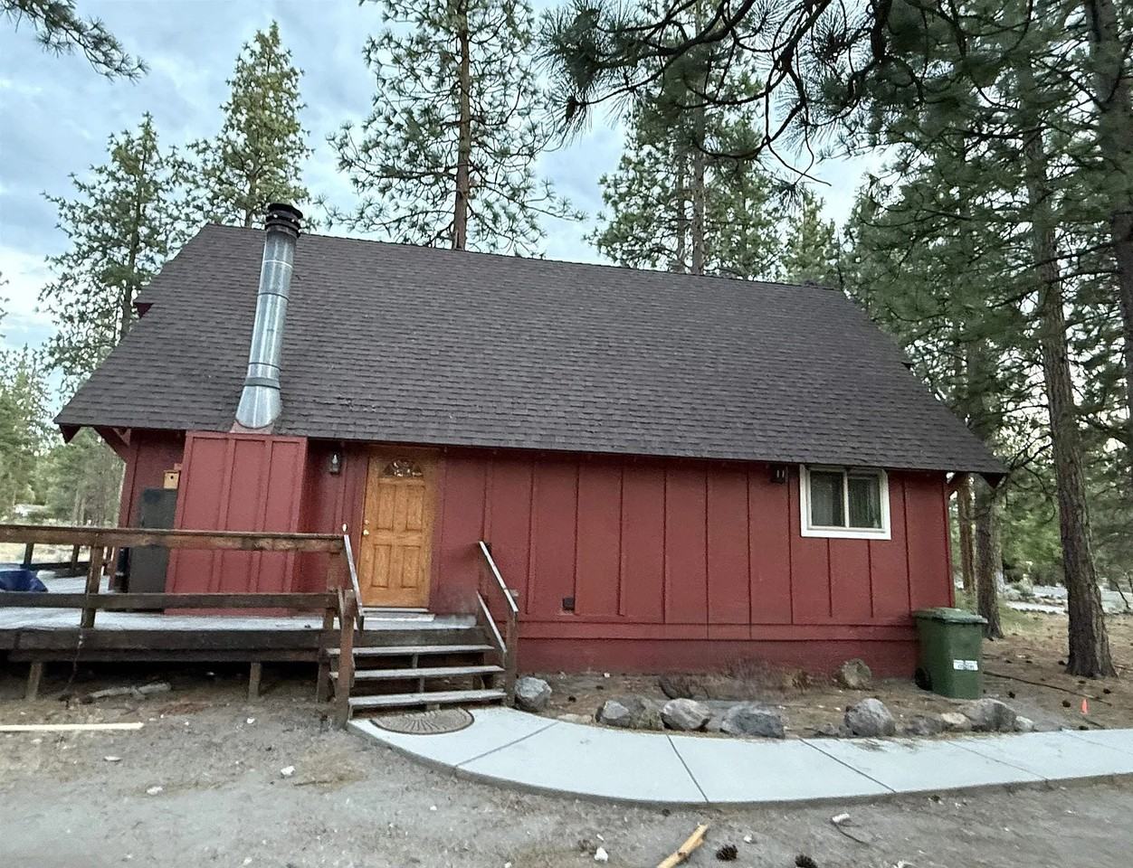 17540 Fisher Rd - Photo 2 of 8