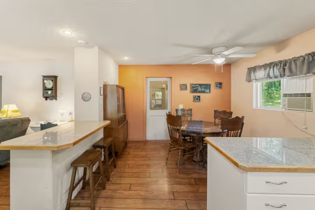30881 Jesse James Rd - Photo 3 of 9