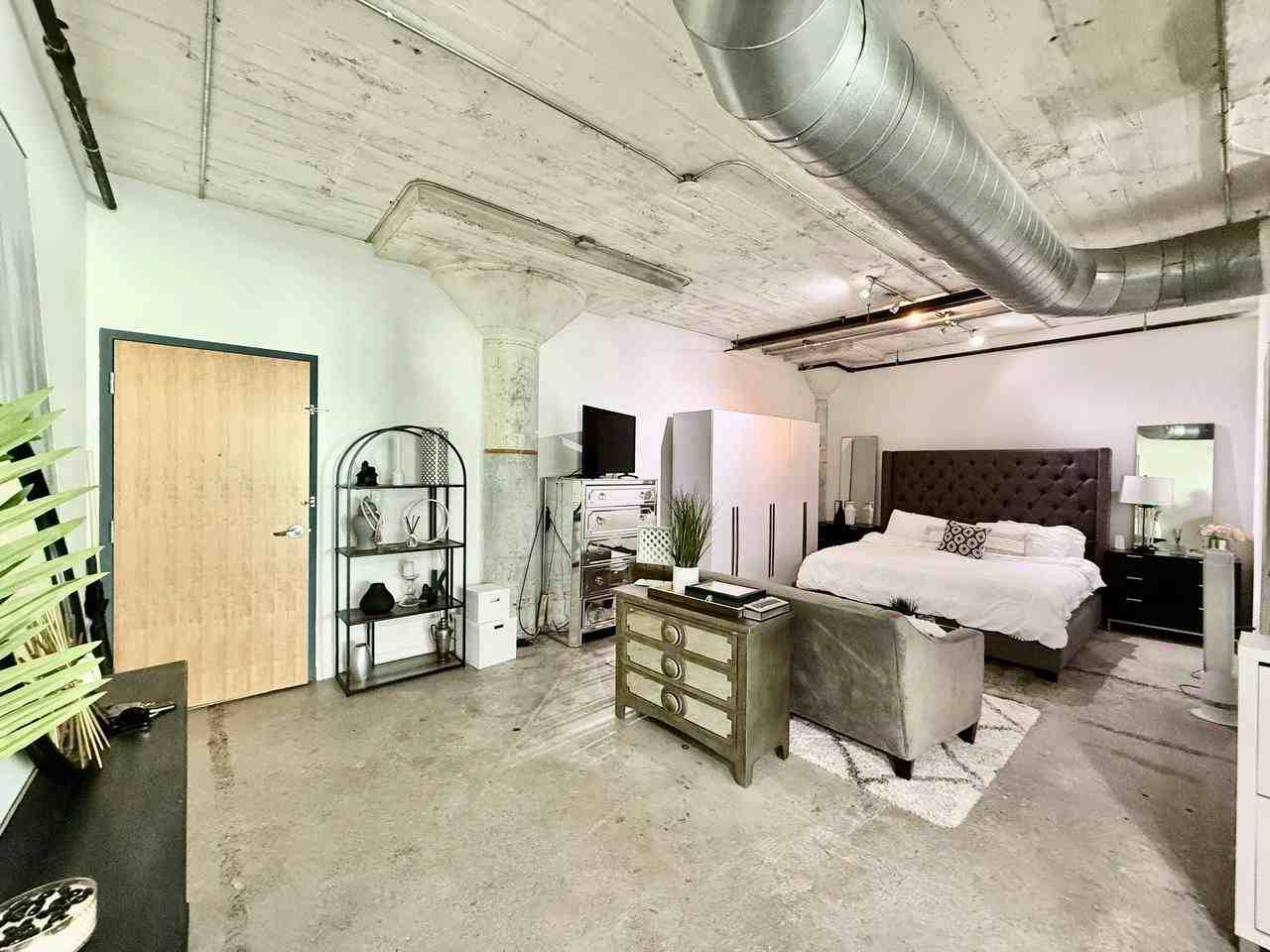 101 N 12th St #305 - Photo 6 of 48