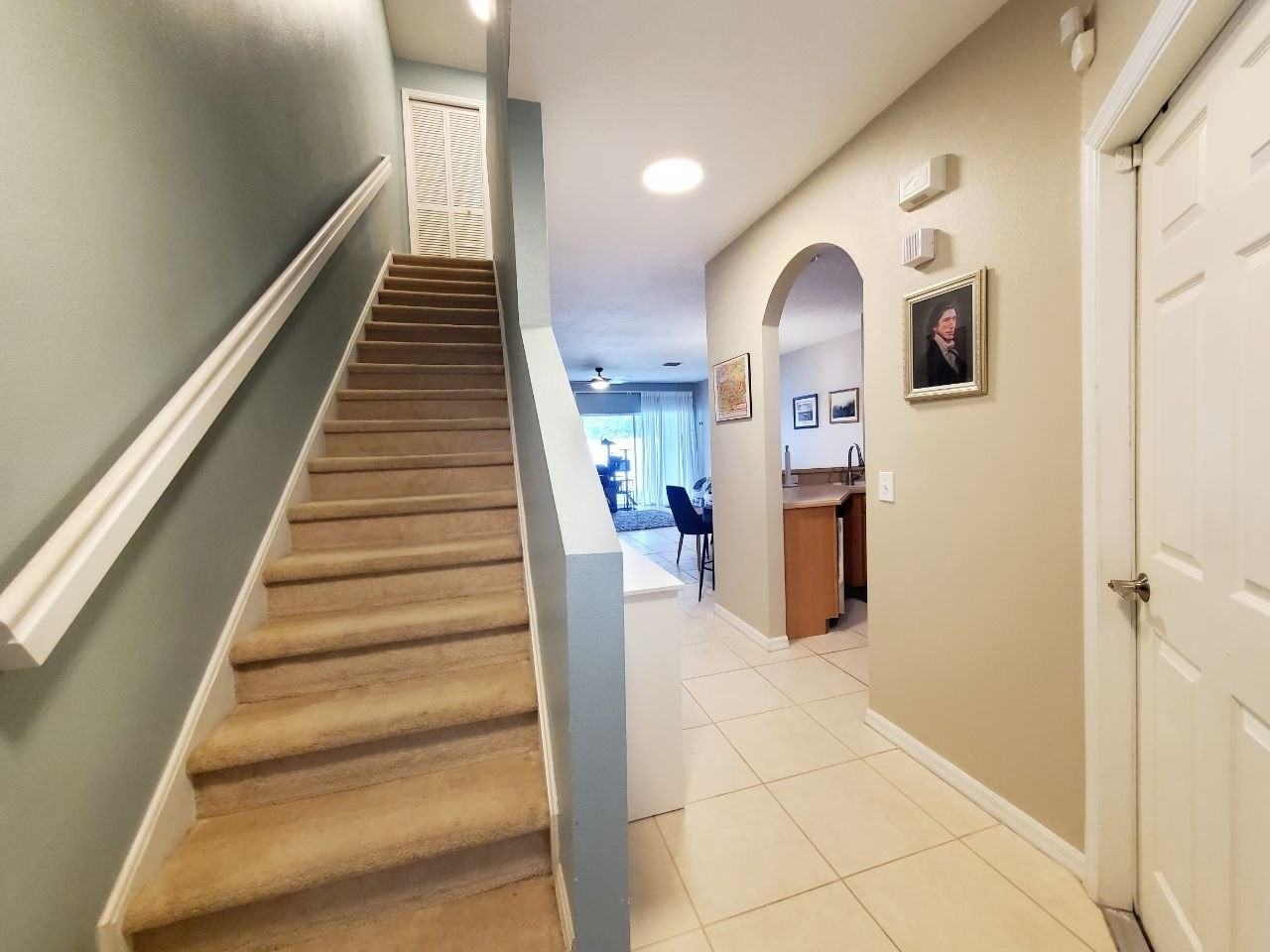 20420 Needletree Dr - Photo 2 of 32