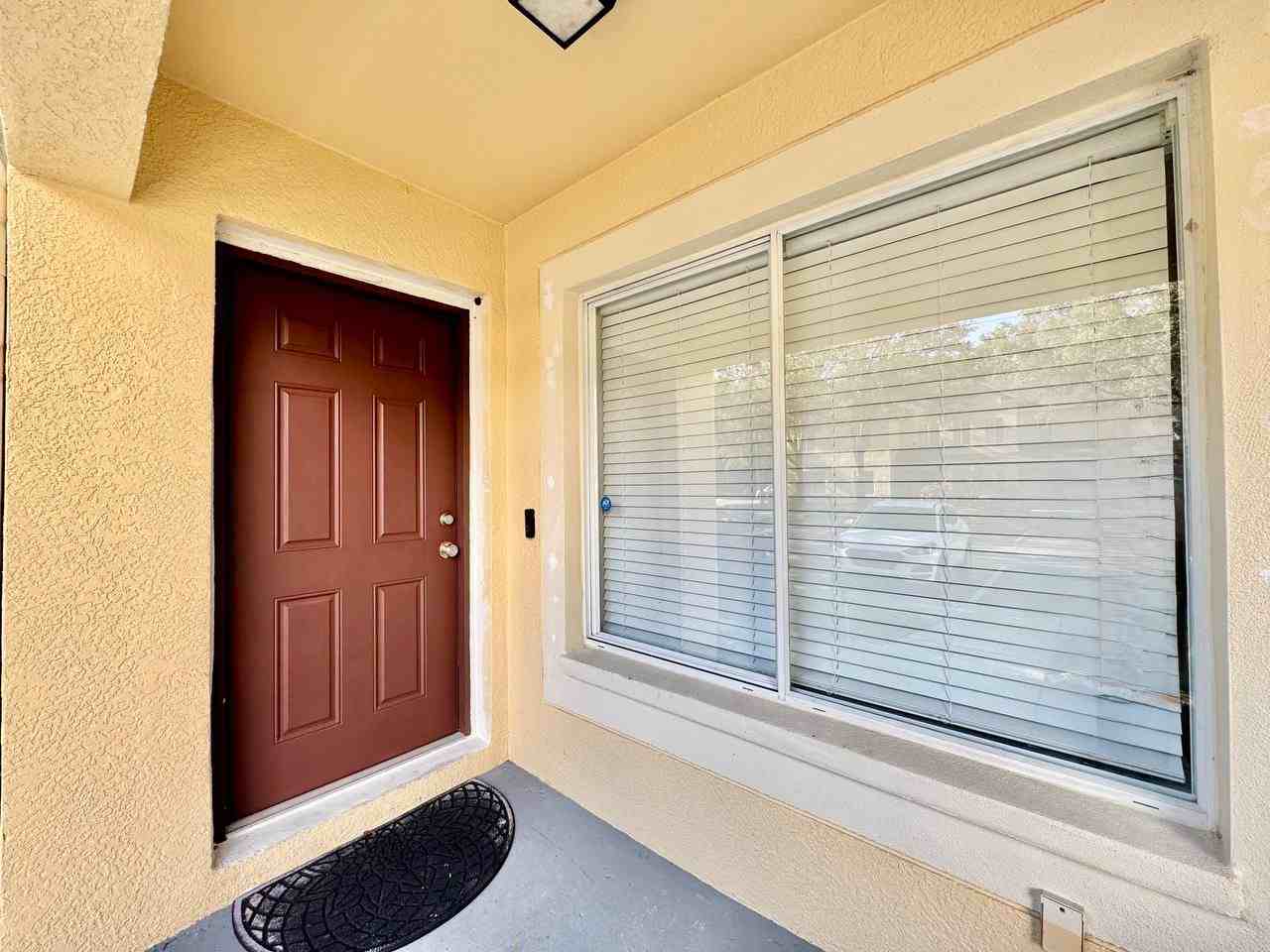10823 Brickside Ct - Photo 2 of 36