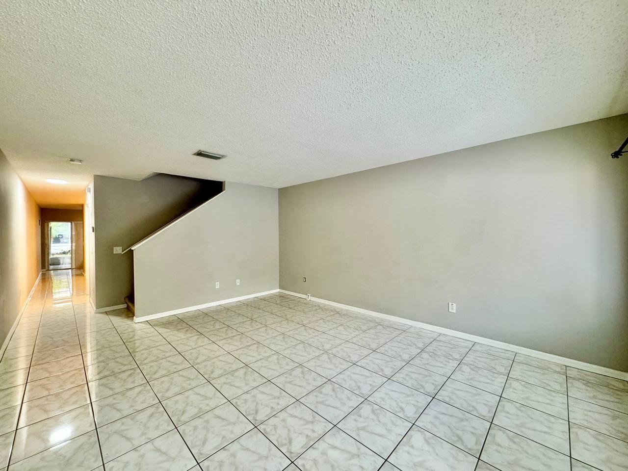 10823 Brickside Ct - Photo 3 of 36