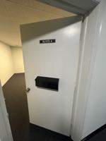 featured image of 6 1015A Roanoke Ave #6