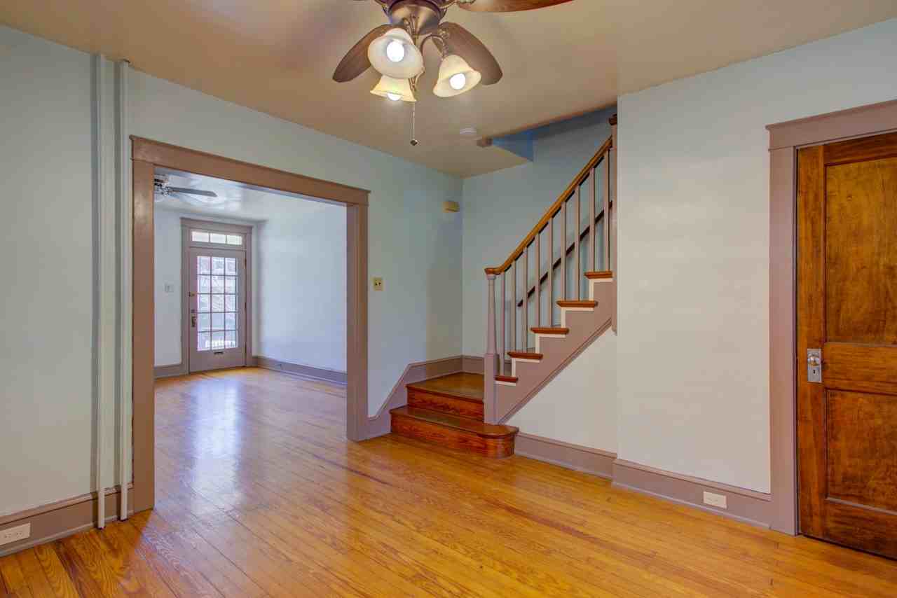 625 Hamilton St #1 - Photo 7 of 40