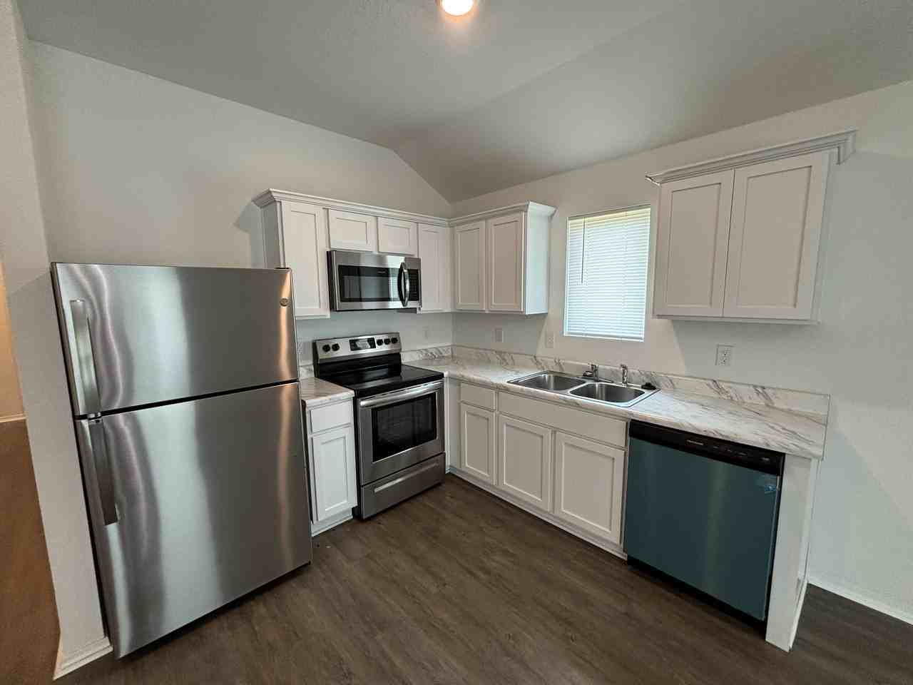 70 Kinley Brook Ln - Photo 6 of 19