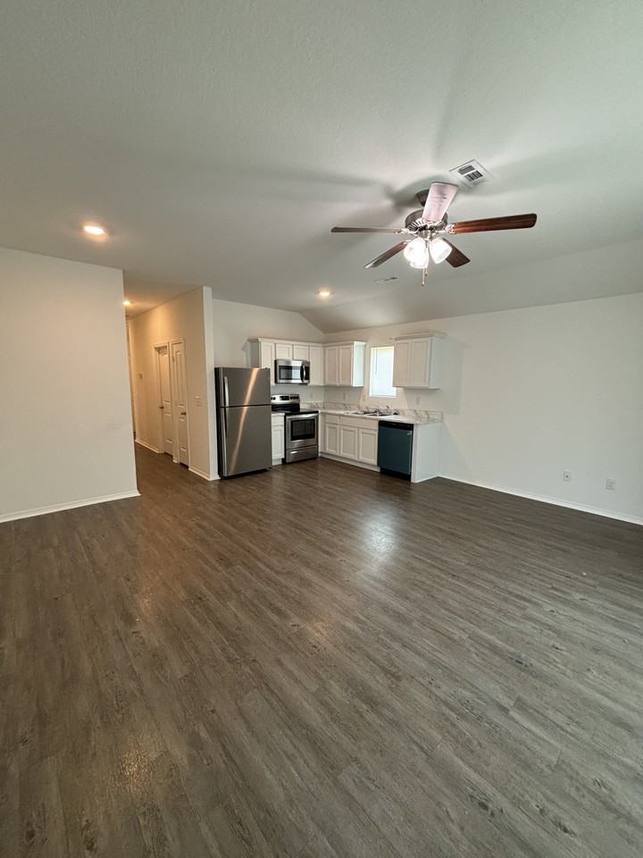 70 Kinley Brook Ln - Photo 7 of 19