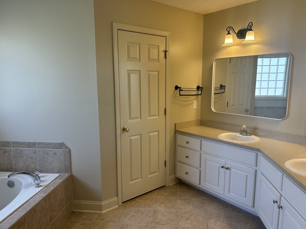 7013 Lonesome Pine Dr - Photo 6 of 14