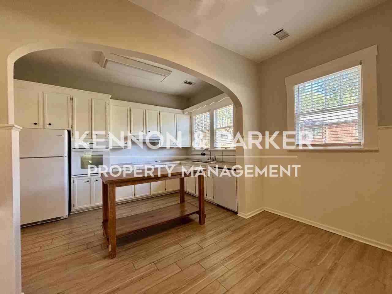 2413 18th Ave - Photo 6 of 23