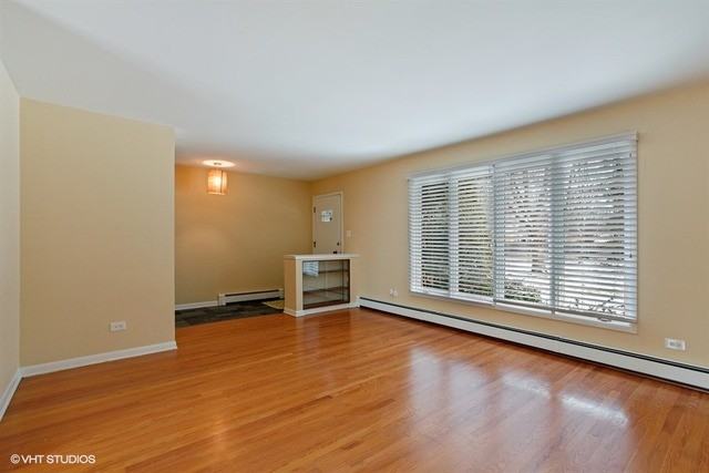 5318 Wolf Rd - Photo 3 of 16