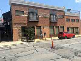 featured image of 222 Union St #1