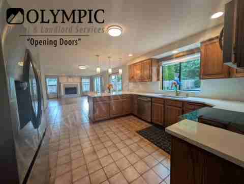 2646 58th Ct Se - Photo 6 of 32