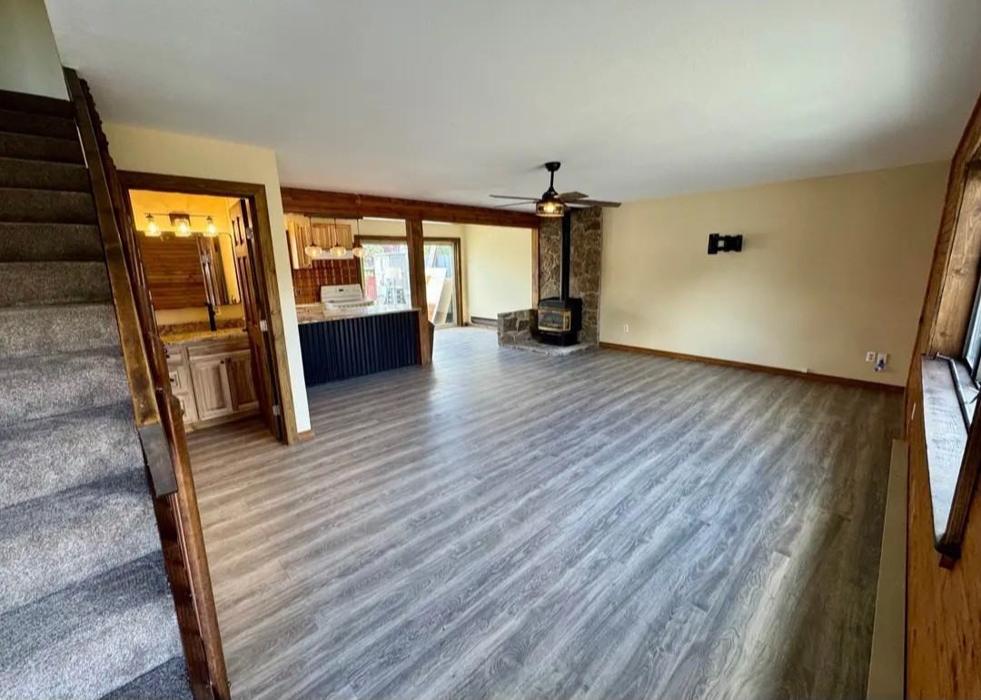 587 E Golf Pl - Photo 3 of 15