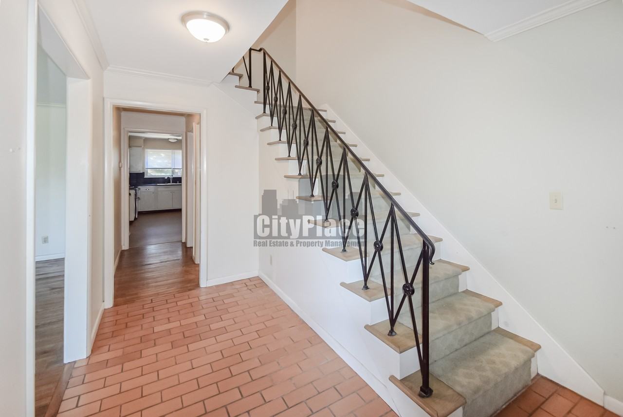 5222 Nob Ln - Photo 7 of 38