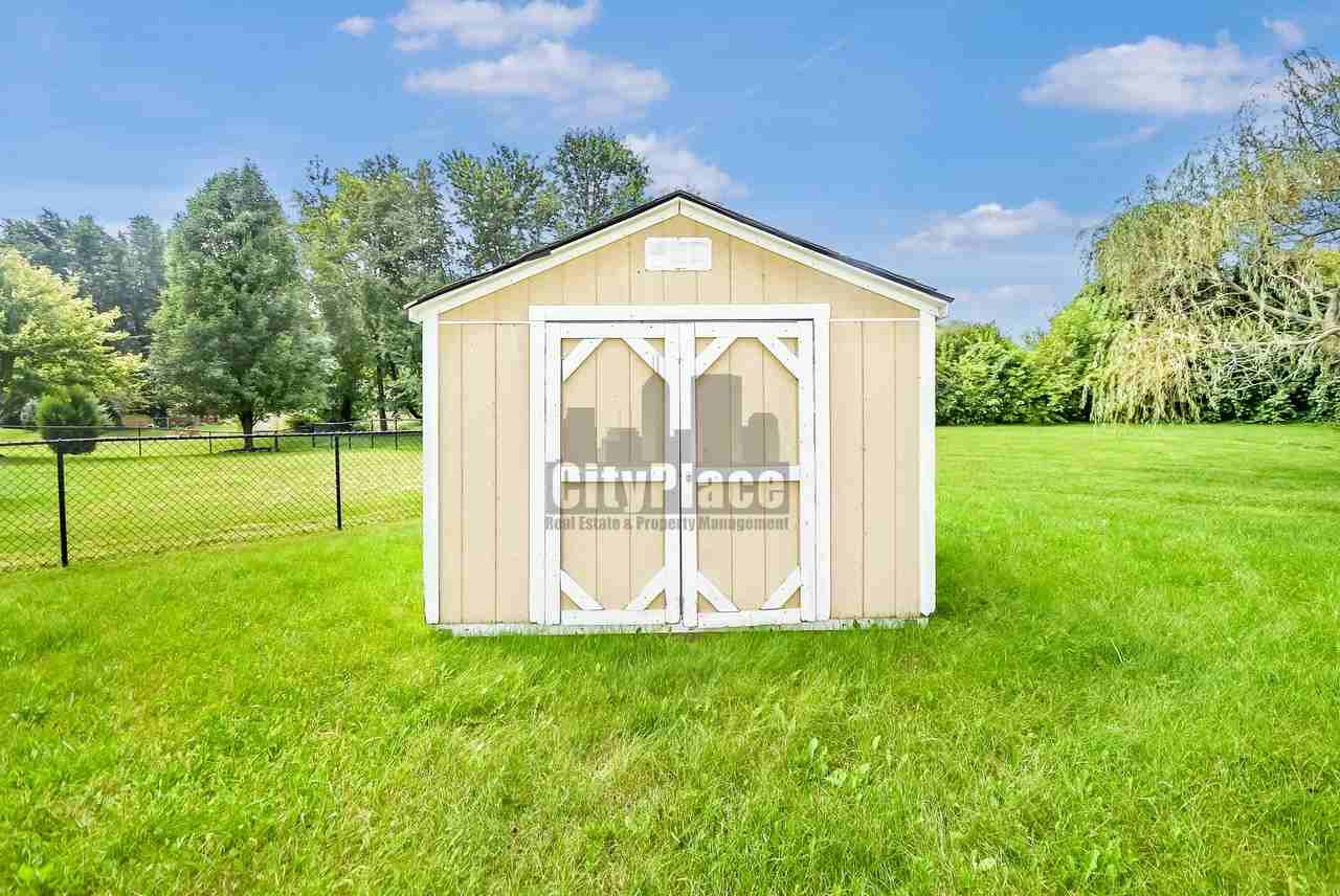 1394 Fall Ridge Dr - Photo 6 of 28