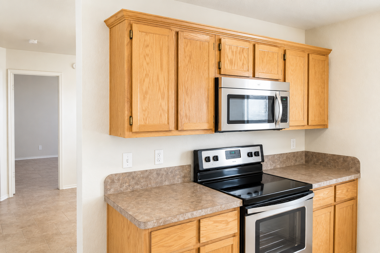3902 John Haedge Dr - Photo 4 of 15