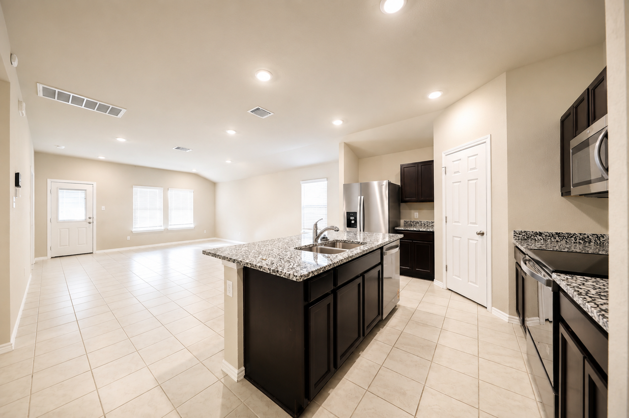 5709 Great Divide Rd - Photo 4 of 17
