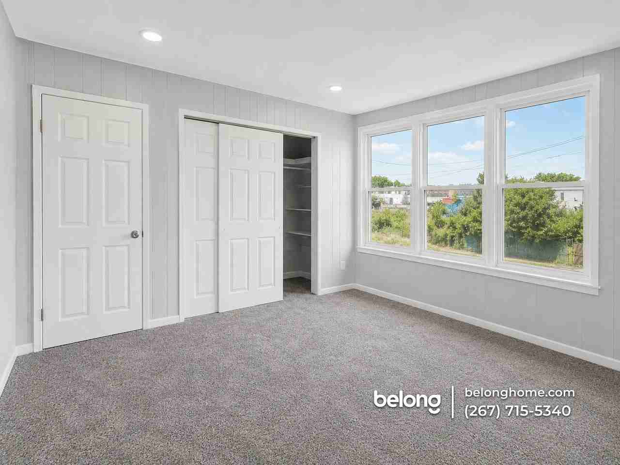 2607 S 62nd St - Photo 4 of 8
