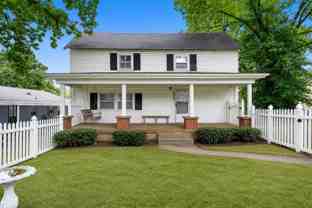 5804 Leslie Ave - Photo 1 of 1