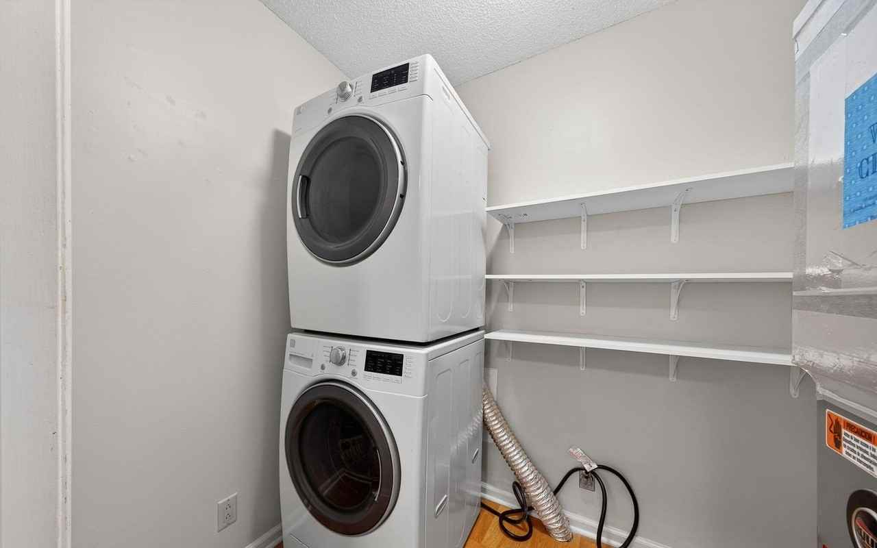 153 Glenwood Dr - Photo 7 of 30