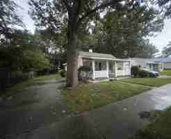 featured image of 2204 Cottage Grove Ave