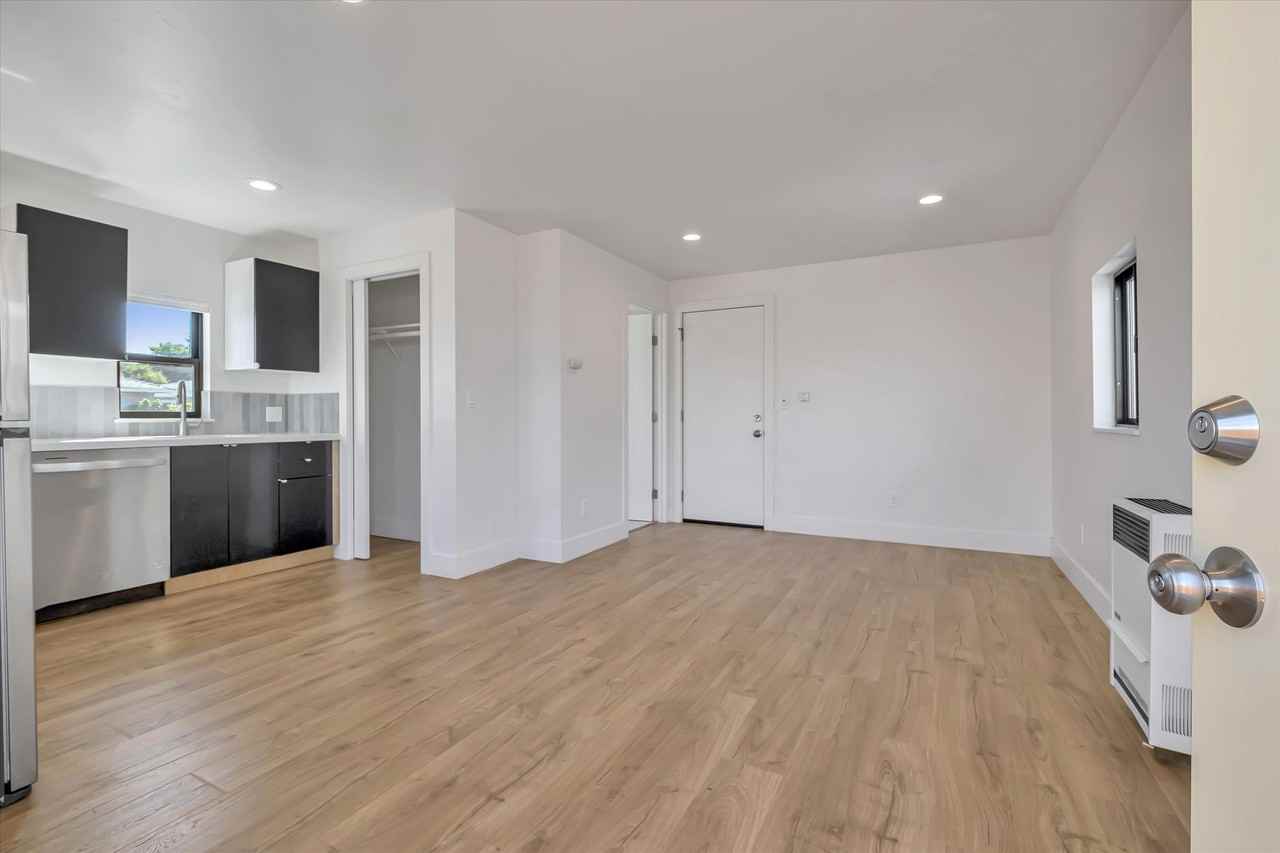 4211 Portola Dr - Photo 2 of 20