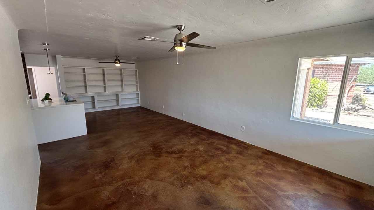 5548 N 12th Ave - Photo 3 of 27
