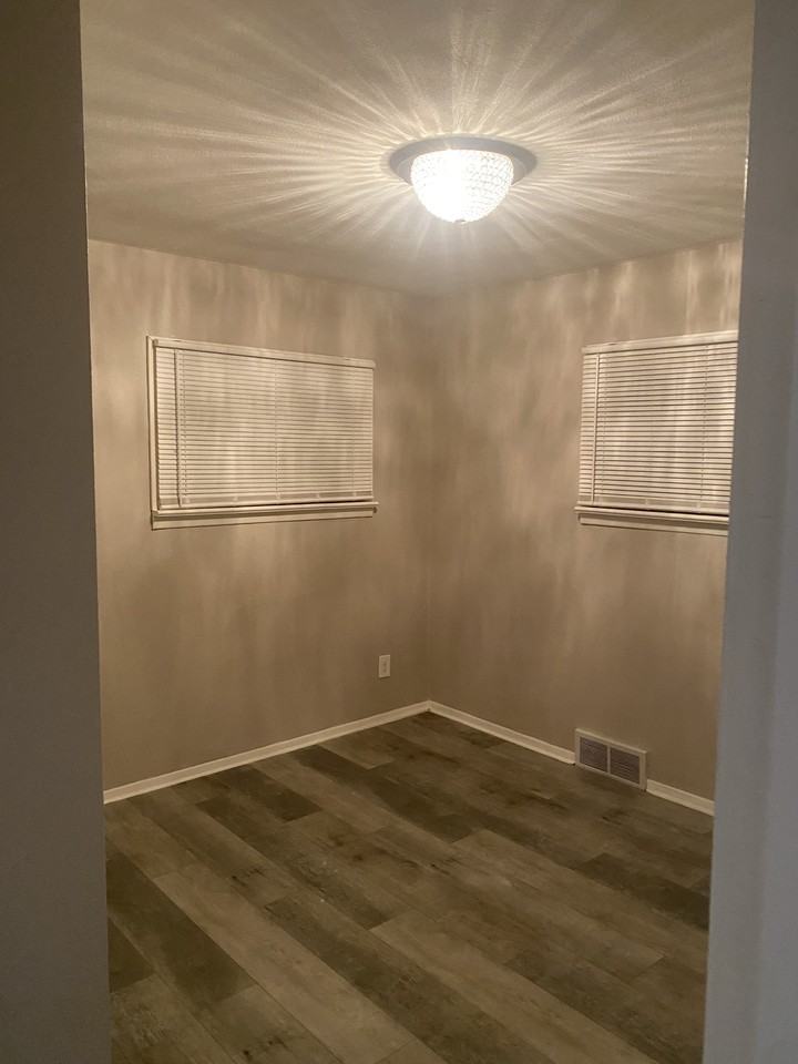 23 Connolly Dr - Photo 5 of 18